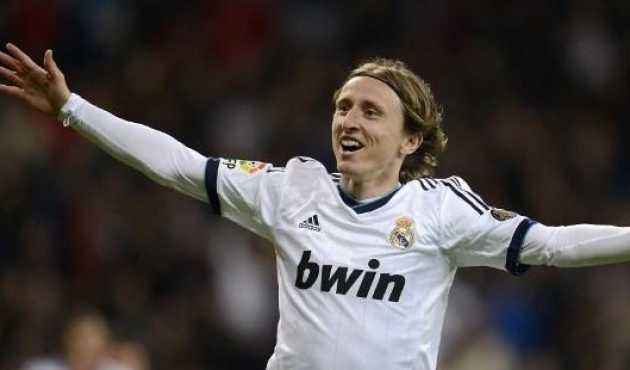 三喜临门！史诗级里程碑达成：爱德华兹致敬科比！