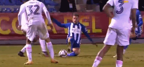 欧冠杯16强首回合｜ 国米双箭头破门 意甲独苗8强在望