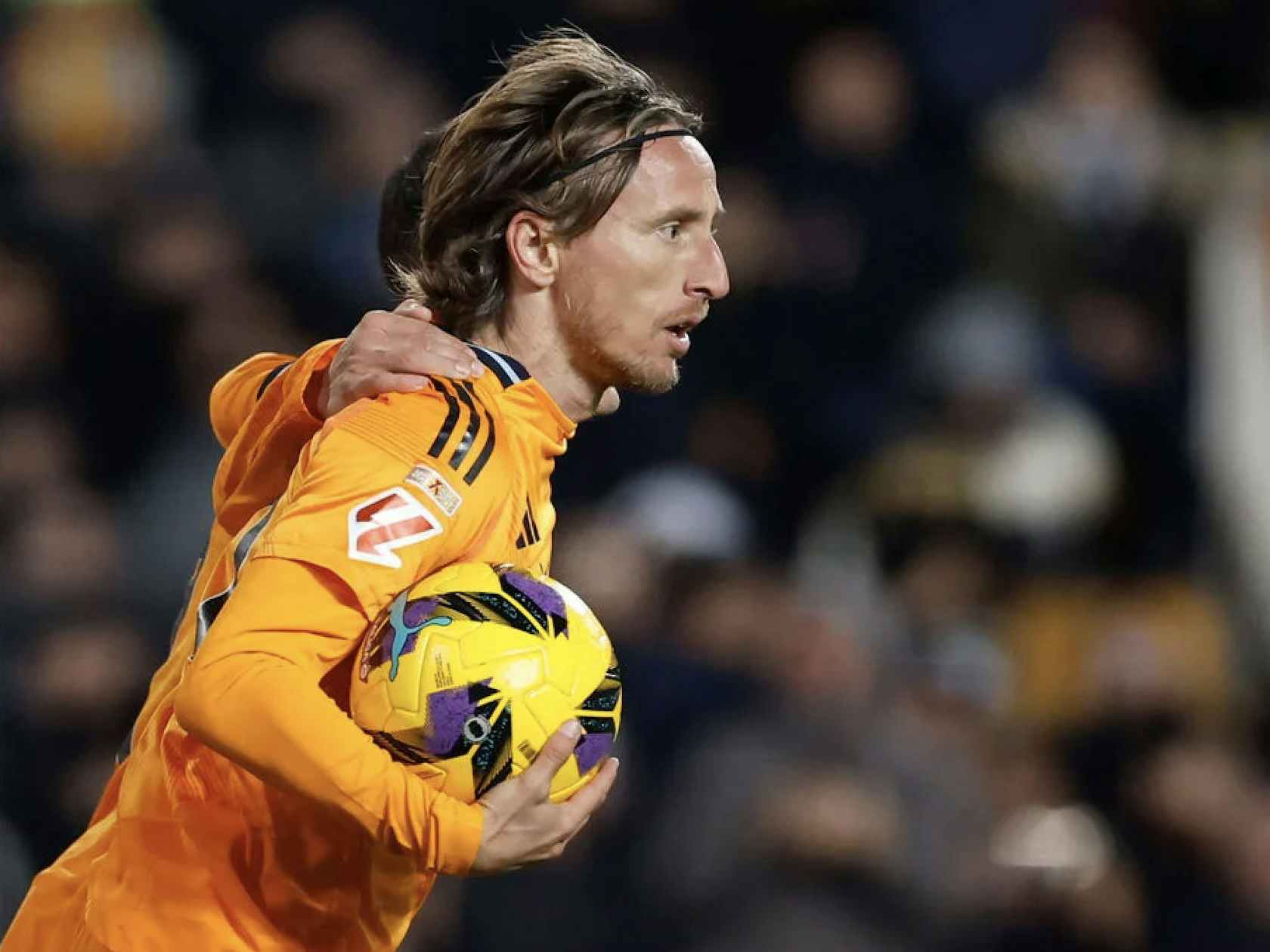 国米4-0横扫劲敌：劳塔罗连场破门状态回归，恩里克助攻令人欣喜