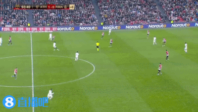 两记三分稳稳入账！梅尔顿弧顶侧翼精准命中，队友喂饼恰到好处